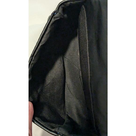 Chanel Moon Flap Messenger Quilted Caviar Small Bag - Picture 5 of 6